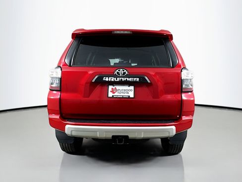 Certified 2024 Toyota 4Runner TRD Off-Road Premium AWD/4WD image 6