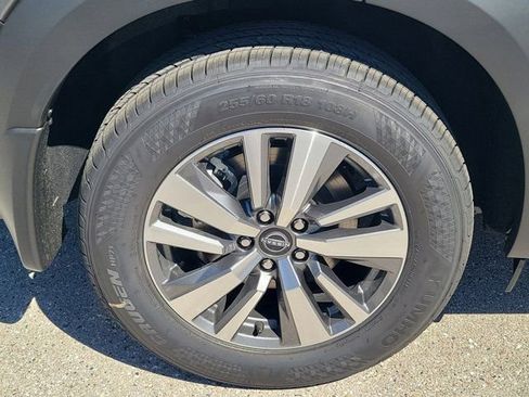 New 2026 Nissan Pathfinder SL FWD image 3
