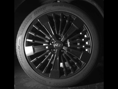 Used 2025 Hyundai Santa Fe Calligraphy FWD image 10