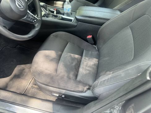 Used 2020 Nissan Altima 2.5 S FWD image 13