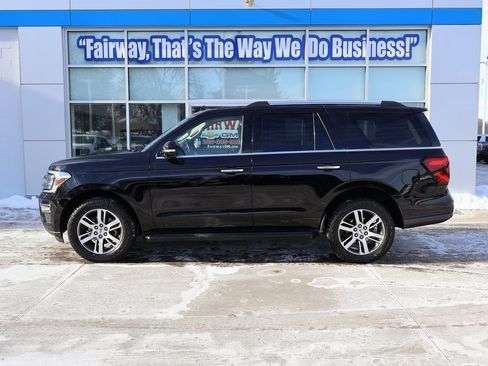 Used 2024 Ford Expedition Limited image 7