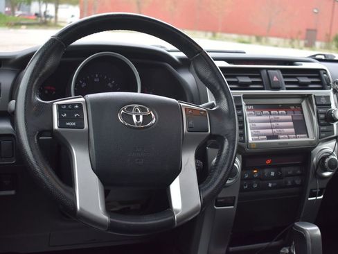 Used 2013 Toyota 4Runner Limited AWD/4WD image 24