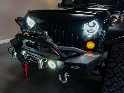 Used 2012 Jeep Wrangler Unlimited Sahara w/ Connectivity Group image 74