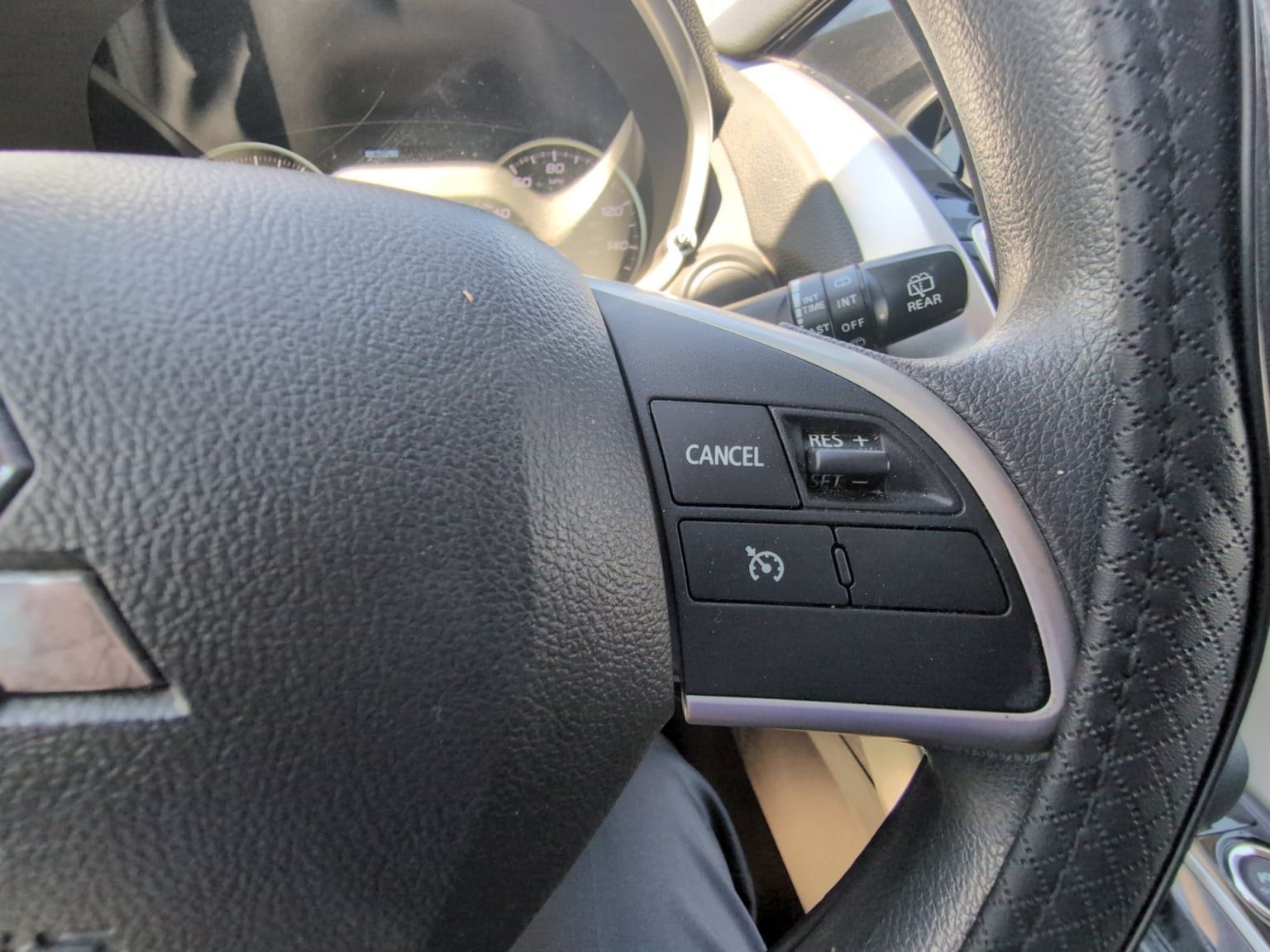 Used 2020 Mitsubishi Eclipse Cross ES AWD/4WD image 24