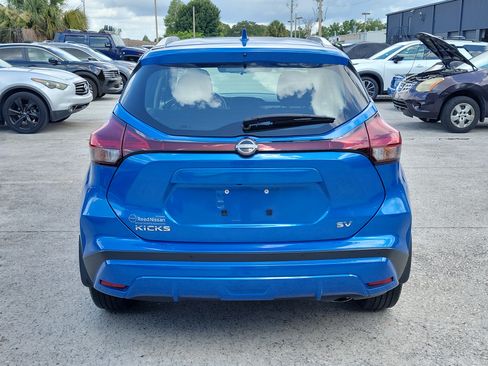 Certified 2024 Nissan Kicks SV FWD image 5