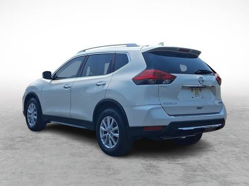 Used 2017 Nissan Rogue SV AWD/4WD image 4