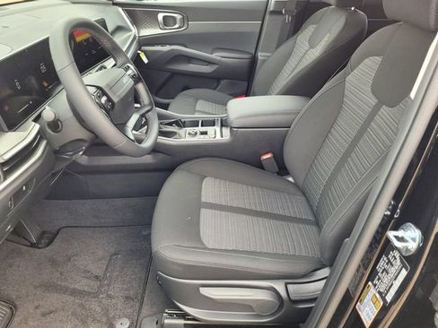 New 2026 Kia Sorento LX FWD image 8