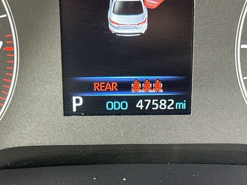 Used 2024 Toyota Corolla SE FWD image 32
