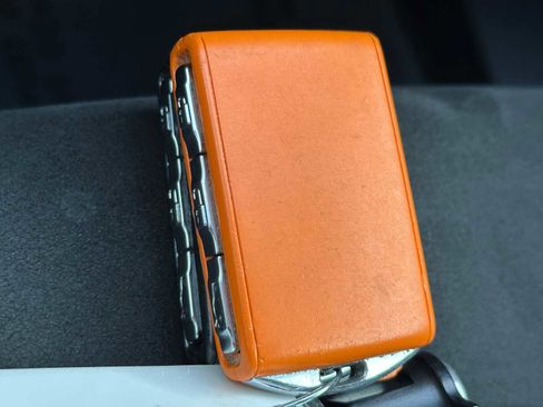 Certified 2023 Volvo C40 P8 Recharge Ultimate image 32