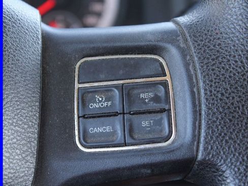Used 2013 RAM 1500 Express RWD image 23