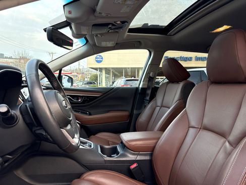 Used 2020 Subaru Outback Touring AWD/4WD image 23