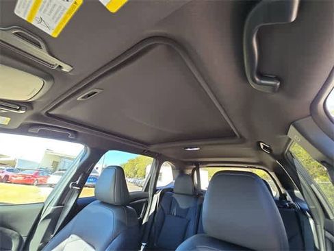 Certified 2025 Subaru Forester Limited image 18