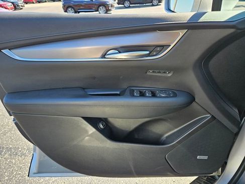 Used 2019 Cadillac XT5 Luxury FWD image 30