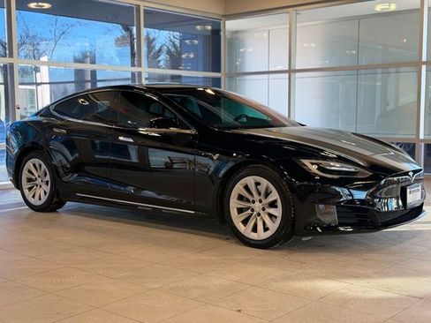 Used 2017 Tesla Model S 75D image 6