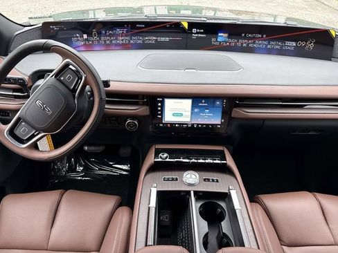 New 2026 Lincoln Navigator Reserve image 16