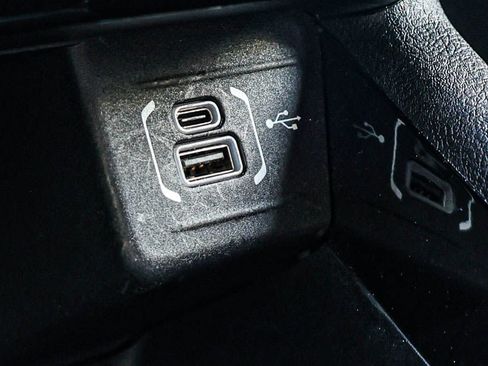 Used 2024 Jeep Compass Trailhawk image 35