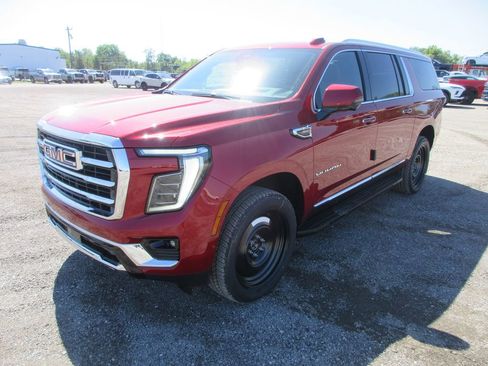 New 2026 GMC Yukon XL Elevation w/ Elevation Premium Package AWD/4WD image 9