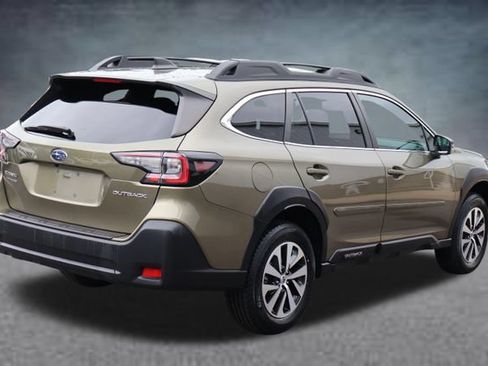 Certified 2024 Subaru Outback Premium AWD/4WD image 4