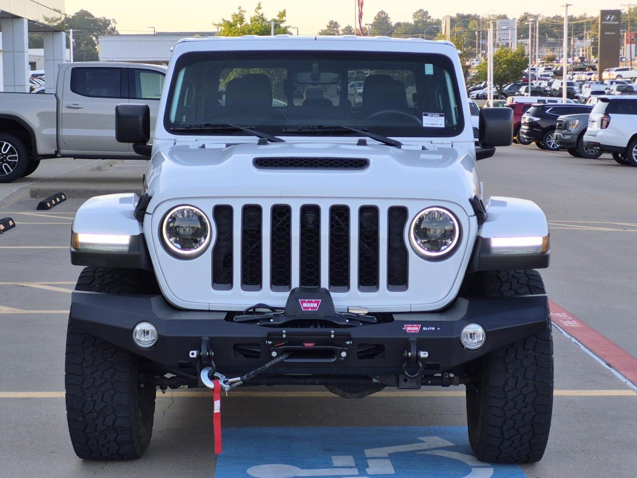 Used 2023 Jeep Gladiator Mojave AWD/4WD image 2