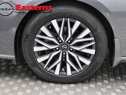 Used 2023 Nissan Altima 2.5 SV w/ SV Premium Package FWD image 32