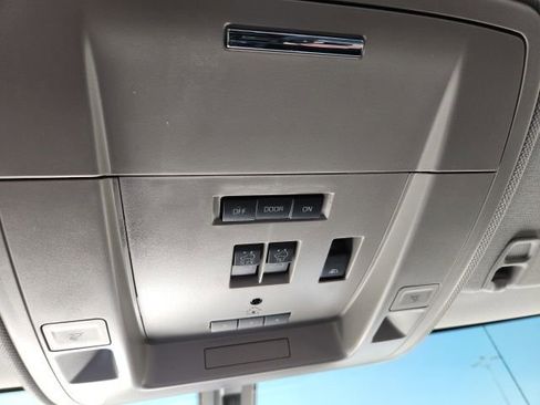 Used 2017 Chevrolet Silverado 2500 LTZ w/ Duramax Plus Package image 18