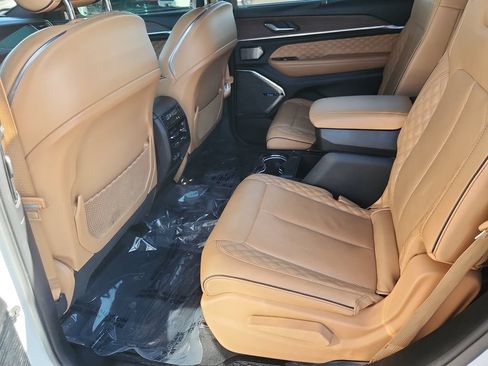 Used 2023 Jeep Grand Cherokee L Summit w/ Advanced Protech Group IV AWD/4WD image 11
