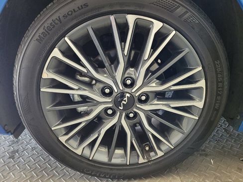 Used 2024 Kia Forte GT-Line w/ GT-Line Premium Package image 31