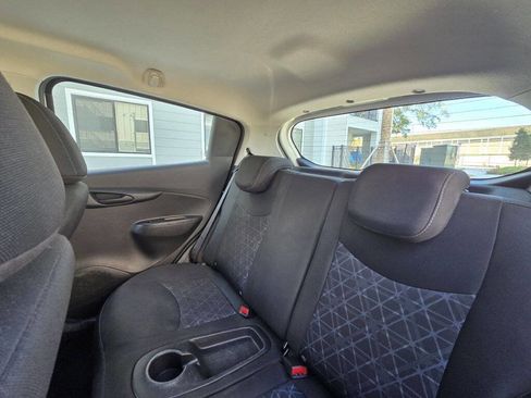 Used 2020 Chevrolet Spark LT image 38
