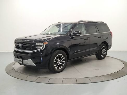 Used 2025 Ford Expedition Platinum AWD/4WD image 4