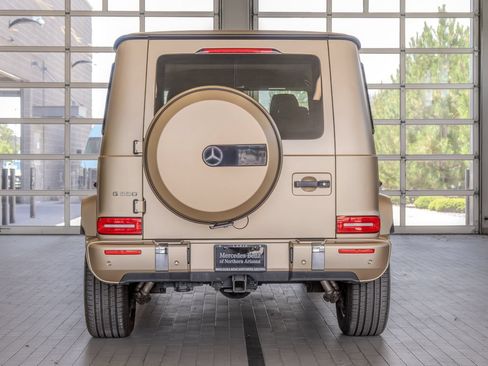 Used 2023 Mercedes-Benz G 550 image 14