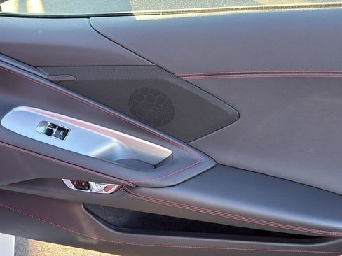 Used 2025 Chevrolet Corvette Stingray Convertible w/ 1LT image 31