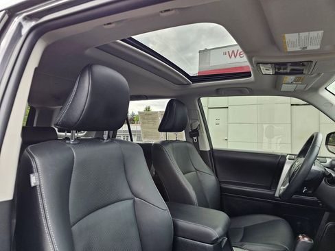 Certified 2022 Toyota 4Runner Limited AWD/4WD image 12