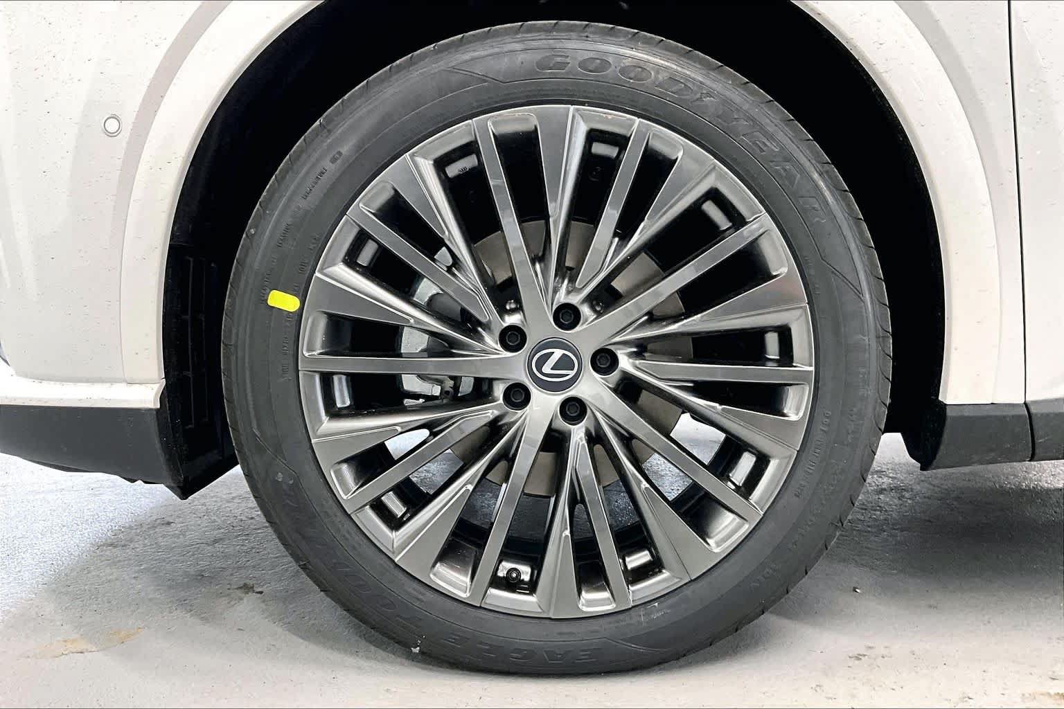 New 2026 Lexus RX 350 AWD/4WD image 12