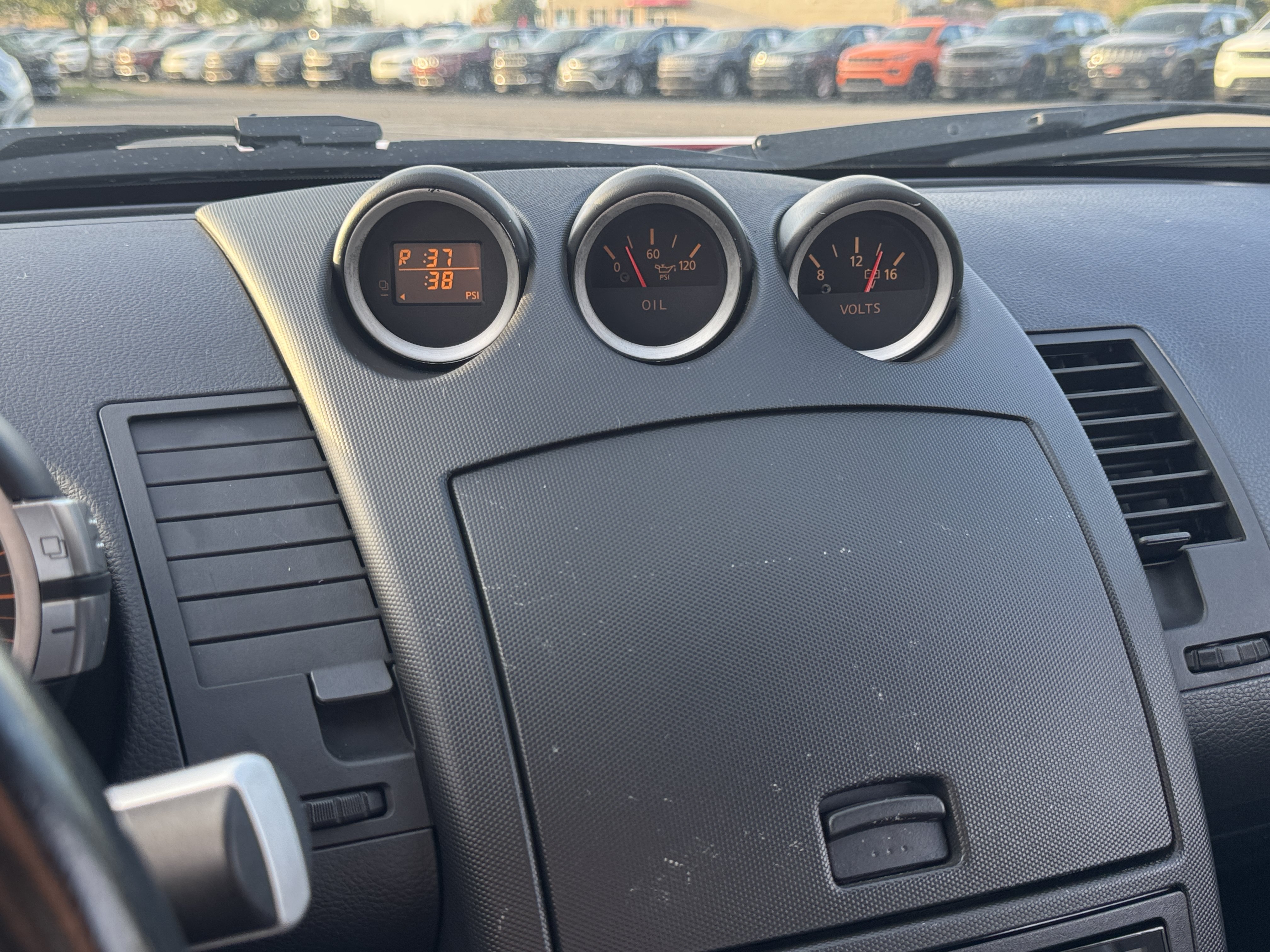 Used 2006 Nissan 350Z Touring RWD image 20