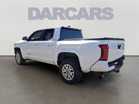 Used 2024 Toyota Tacoma SR5 RWD image 4