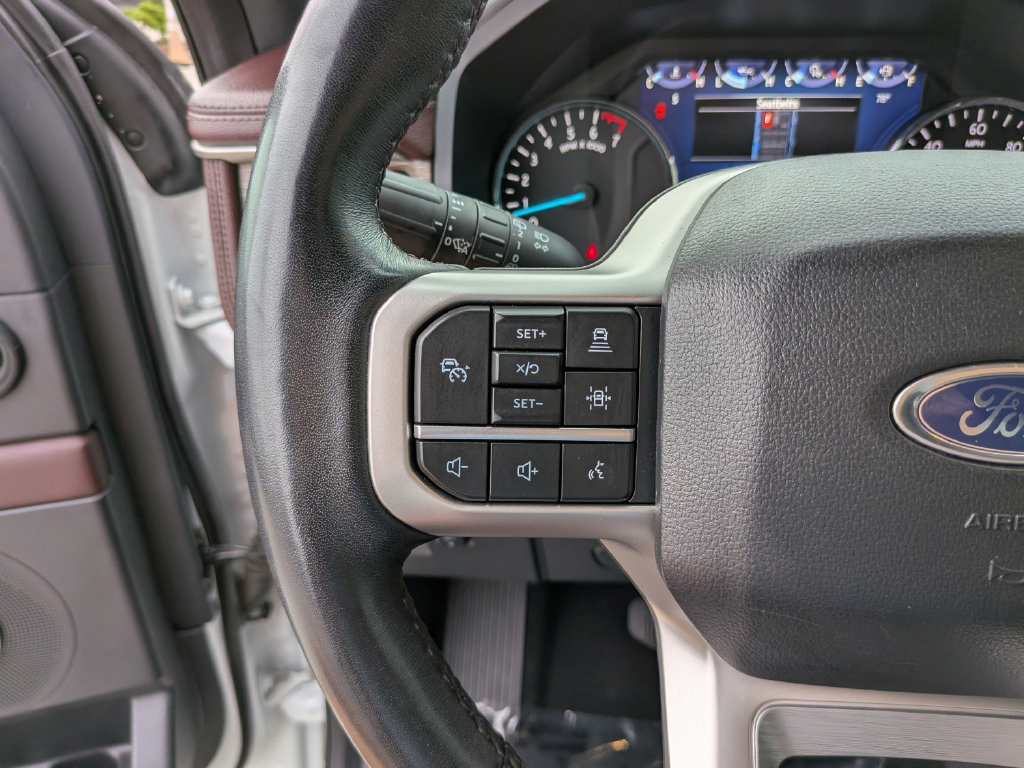 Used 2024 Ford Expedition Limited RWD image 32