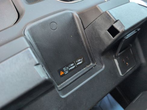 Used 2023 GMC Sierra 1500 SLT w/ SLT Premium Plus Package image 29