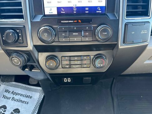 Used 2020 Ford F150 XLT w/ Equipment Group 302A Luxury AWD/4WD image 23