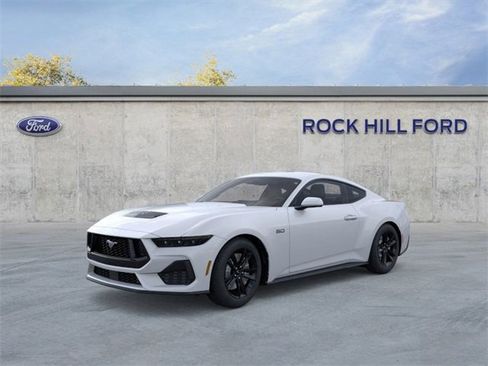 New 2026 Ford Mustang GT image 2