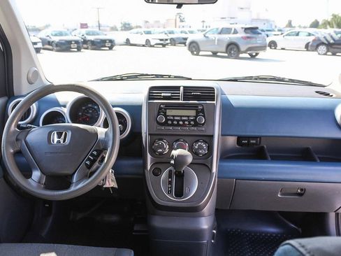 Used 2005 Honda Element EX image 12