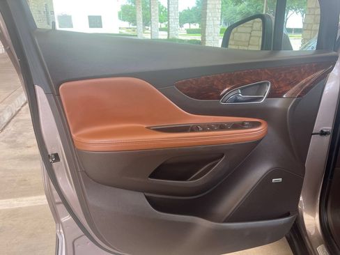 Used 2015 Buick Encore Premium w/ Experience Buick Package FWD image 12