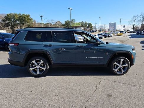 New 2026 Jeep Grand Cherokee L Limited w/ Luxury Tech Group II RWD image 10
