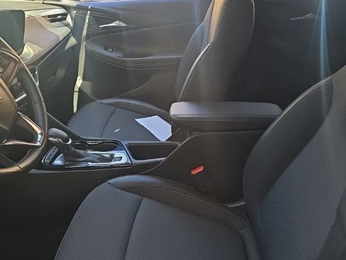 Used 2025 Buick Encore GX Preferred FWD image 4