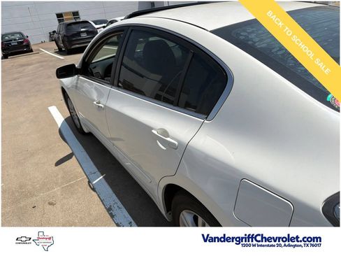 Used 2010 Nissan Altima 2.5 SL w/ SL Pkg FWD image 15