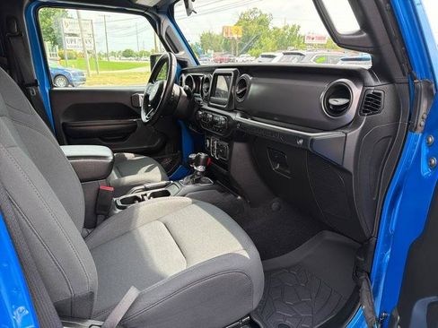 Used 2021 Jeep Wrangler Unlimited Sport AWD/4WD image 5