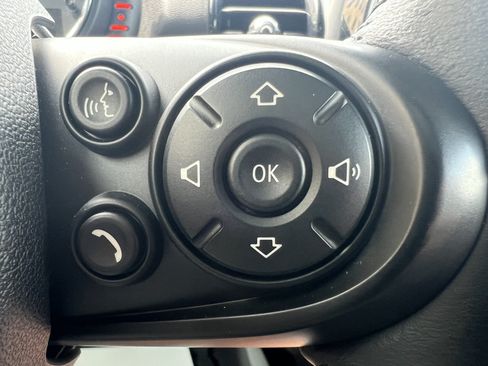 Used 2016 MINI Cooper Clubman FWD image 39