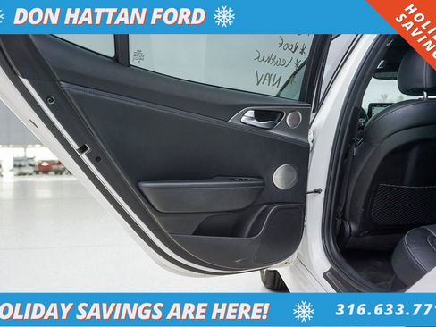 Used 2020 Kia Stinger GT2 image 22