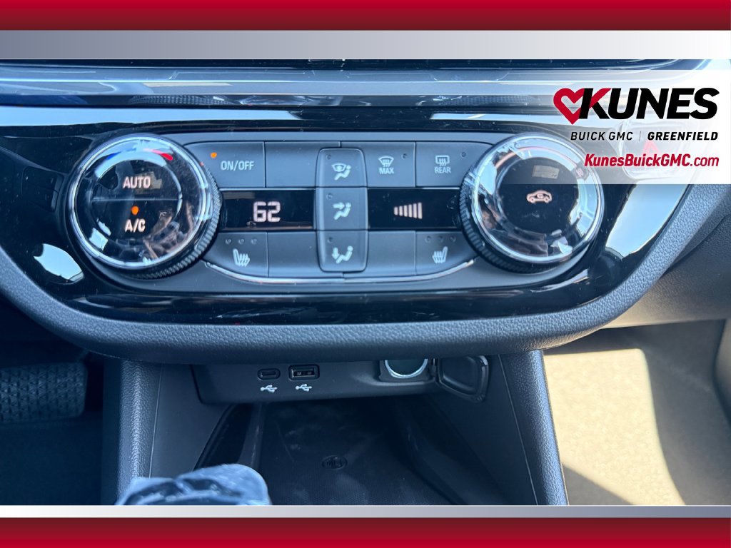 New 2026 Buick Envista Sport Touring w/ Convenience I Package FWD image 31