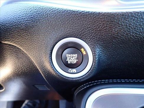 Used 2021 Dodge Challenger SXT w/ Driver Convenience Group AWD/4WD image 17