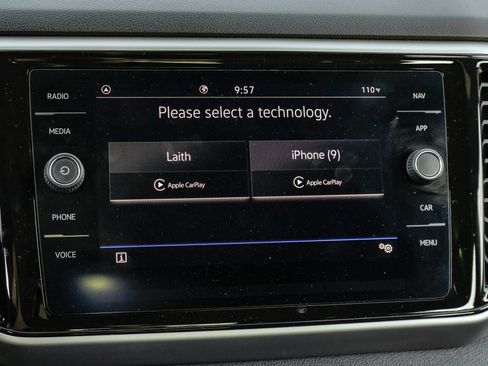 Used 2021 Volkswagen Atlas Cross Sport SEL FWD image 28